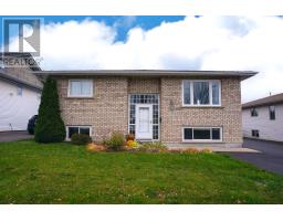 145 Nottingham CRES, Thunder Bay, Ontario