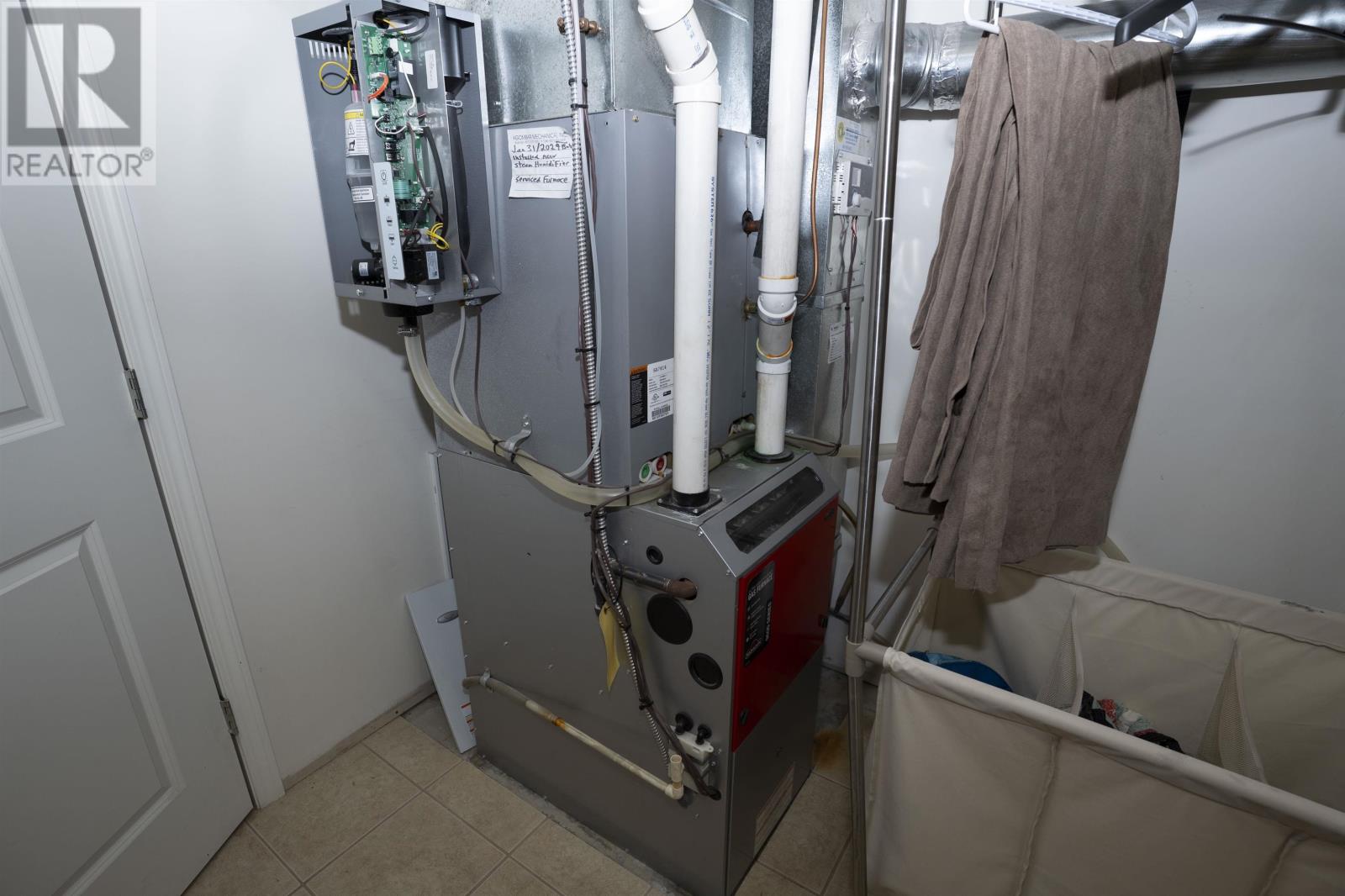 524 Fireweed Bay, Thunder Bay, Ontario P7G 0A6 - Photo 37 - TB253434