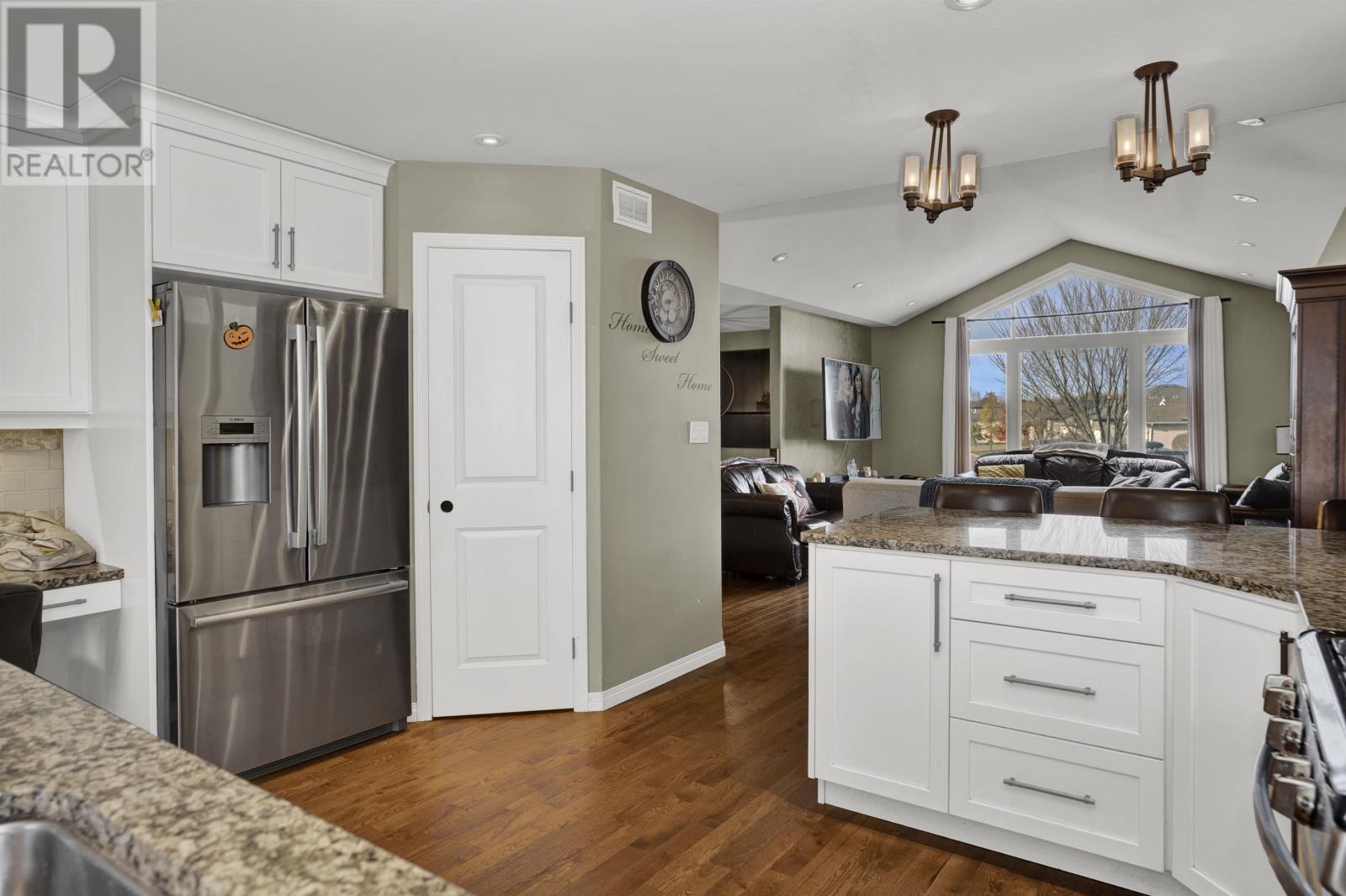 524 Fireweed Bay, Thunder Bay, Ontario P7G 0A6 - Photo 7 - TB253434