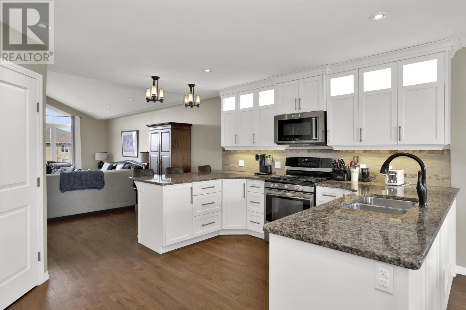 524 Fireweed Bay, Thunder Bay, Ontario P7G 0A6 - Photo 8 - TB253434