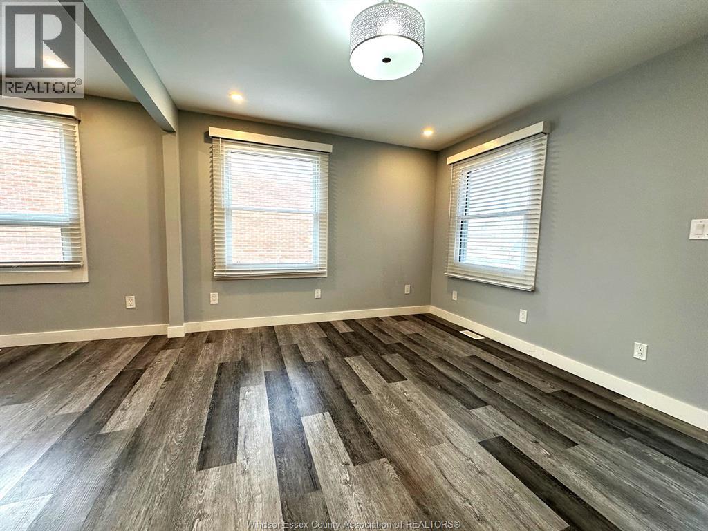 3555 Howard, Windsor, Ontario  N9E 3N6 - Photo 8 - 25028443