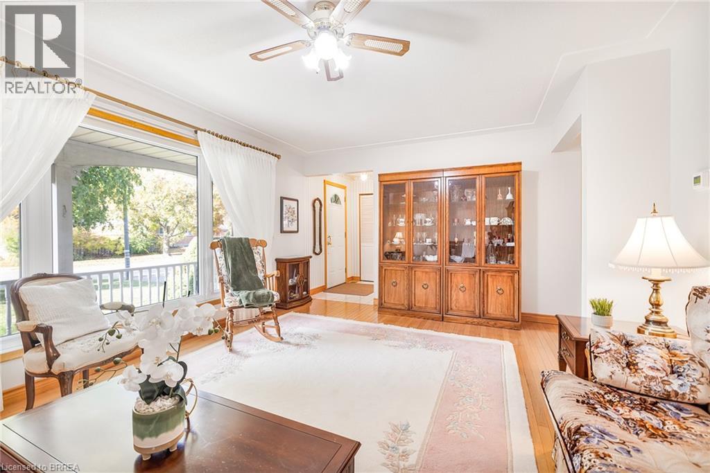 48 Ellenson Drive, Brantford, Ontario  N3R 3E5 - Photo 4 - 40776853