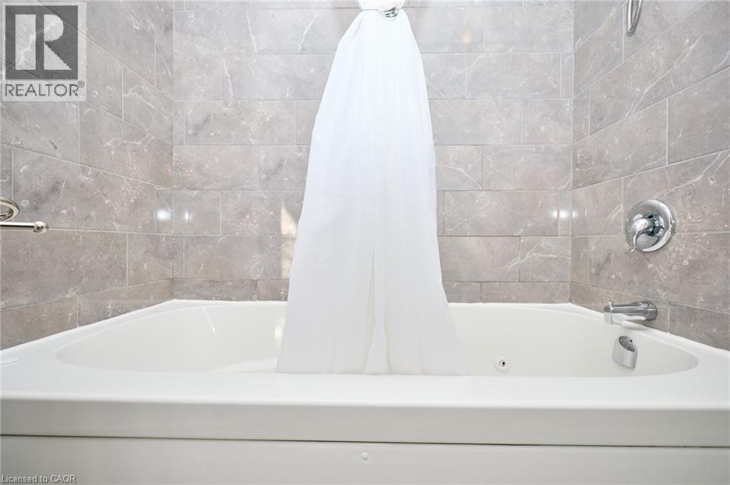 49 Postma Drive, Dunnville, Ontario  N1A 0B2 - Photo 23 - 40769072