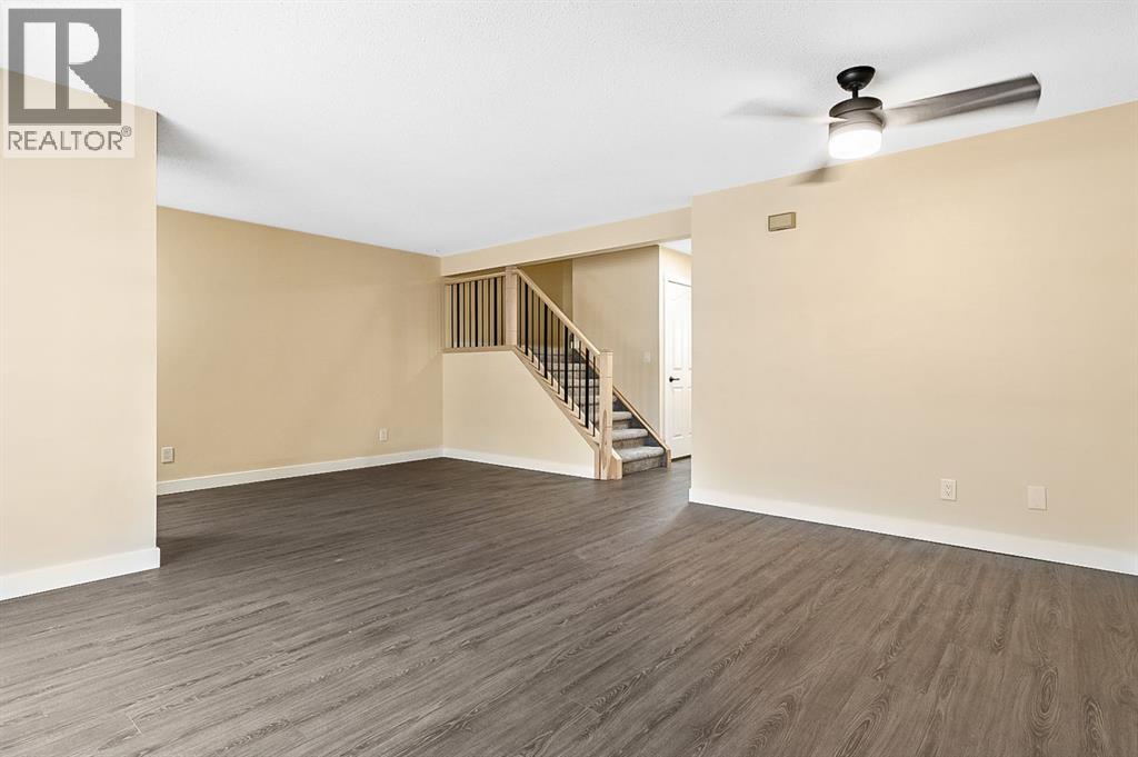 11 Maplewood Green, Strathmore, Alberta  T2K 1X3 - Photo 7 - A2268318