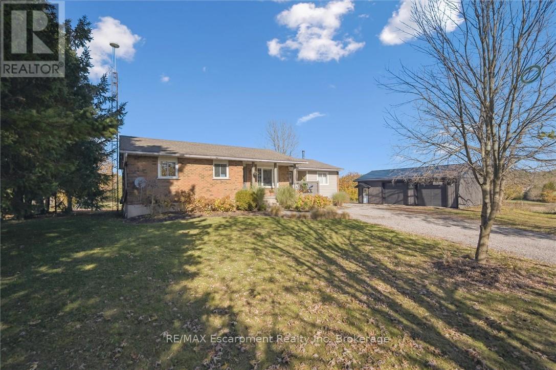 323135 Durham Road E, West Grey, Ontario  N0G 1R0 - Photo 2 - X12528278