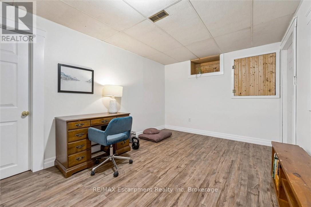 323135 Durham Road E, West Grey, Ontario  N0G 1R0 - Photo 25 - X12528278