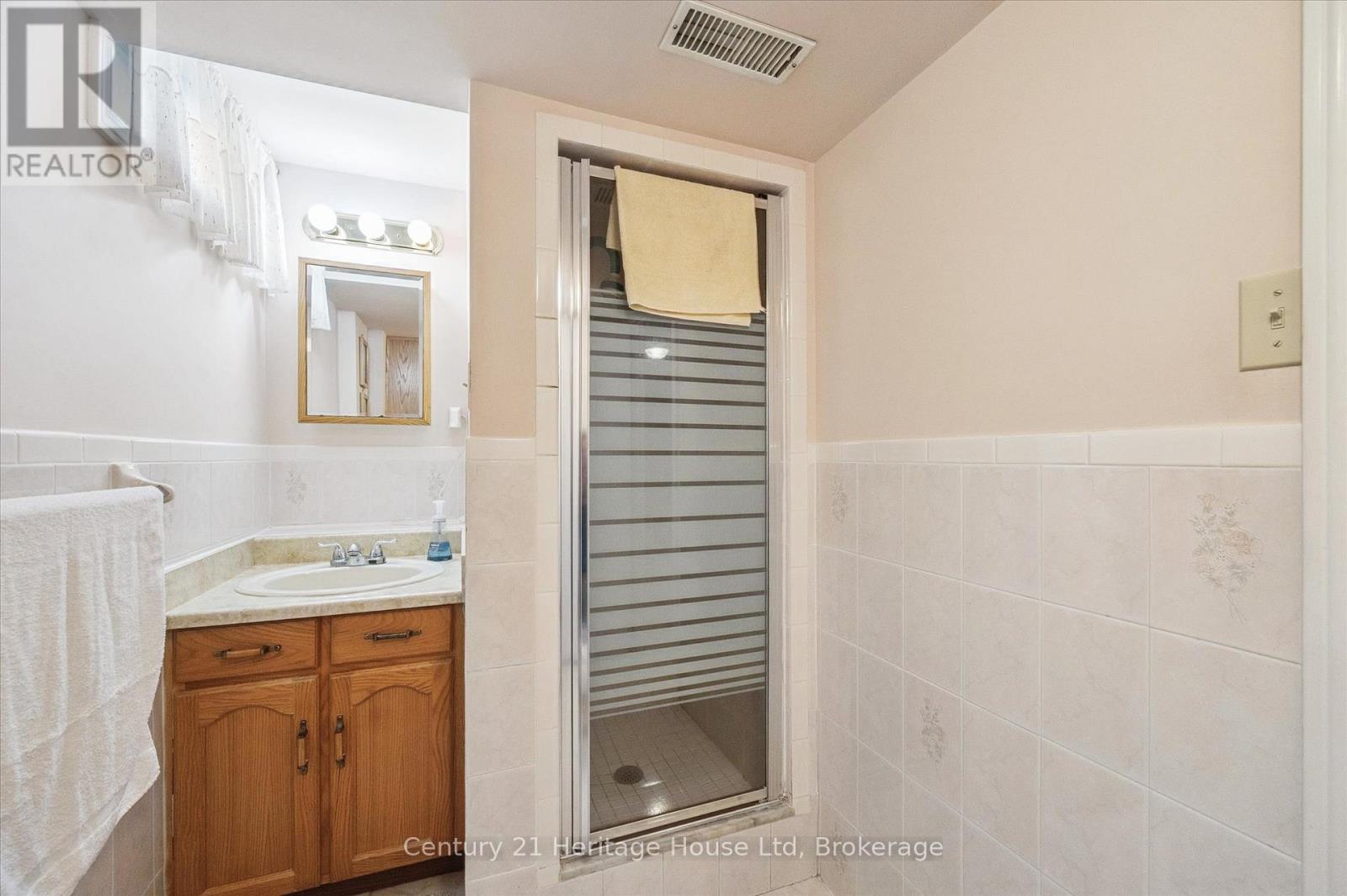 17 Dalebrook Place, Guelph, Ontario  N1E 1A7 - Photo 30 - X12528372