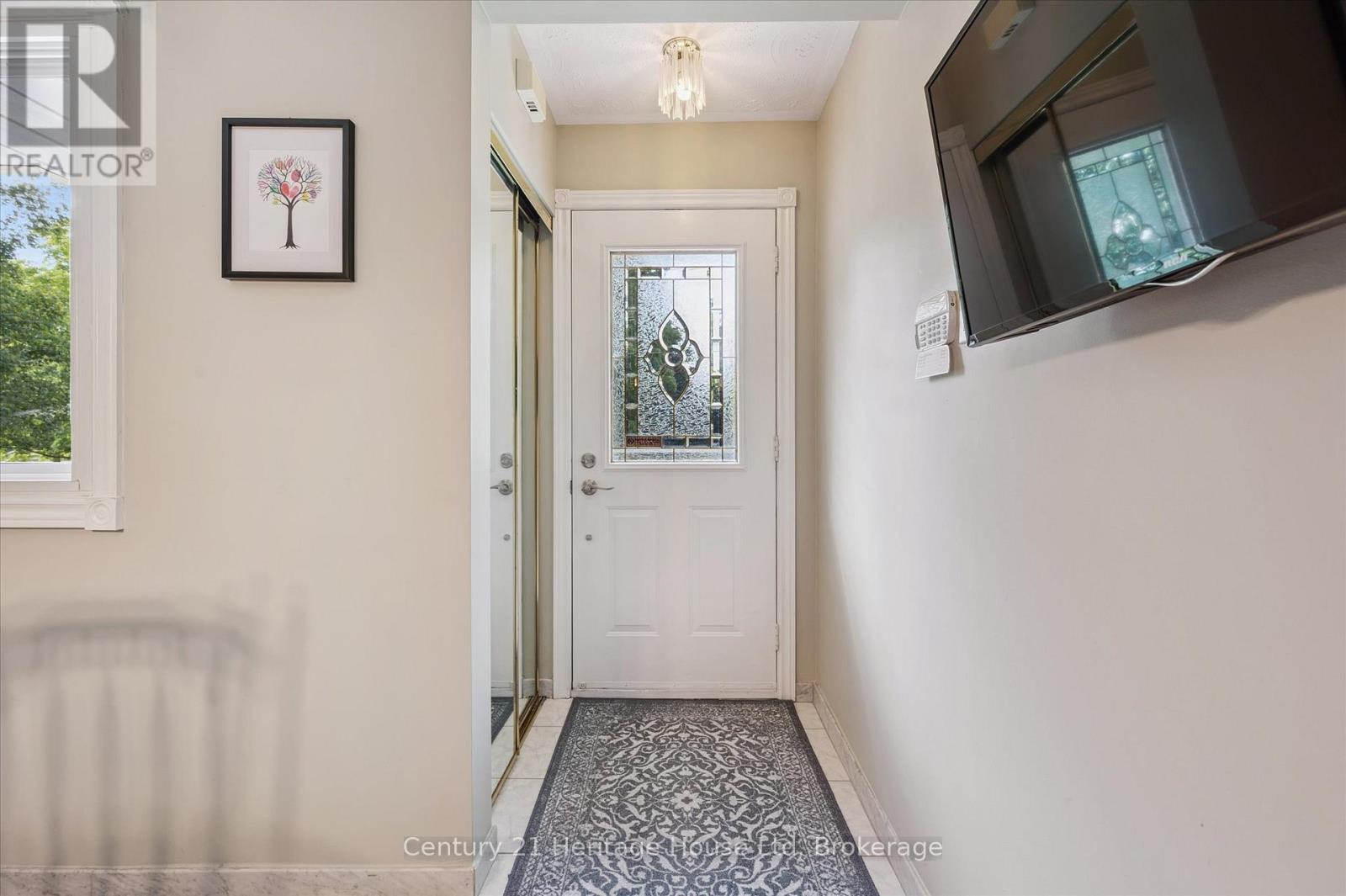 17 Dalebrook Place, Guelph, Ontario  N1E 1A7 - Photo 7 - X12528372