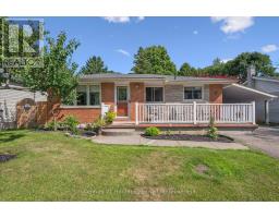 17 DALEBROOK PLACE, Guelph, Ontario