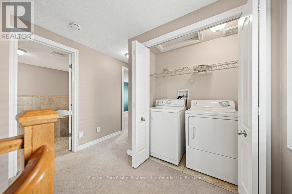 274 Severn Drive, Guelph, Ontario  N1E 0E8 - Photo 22 - X12528474