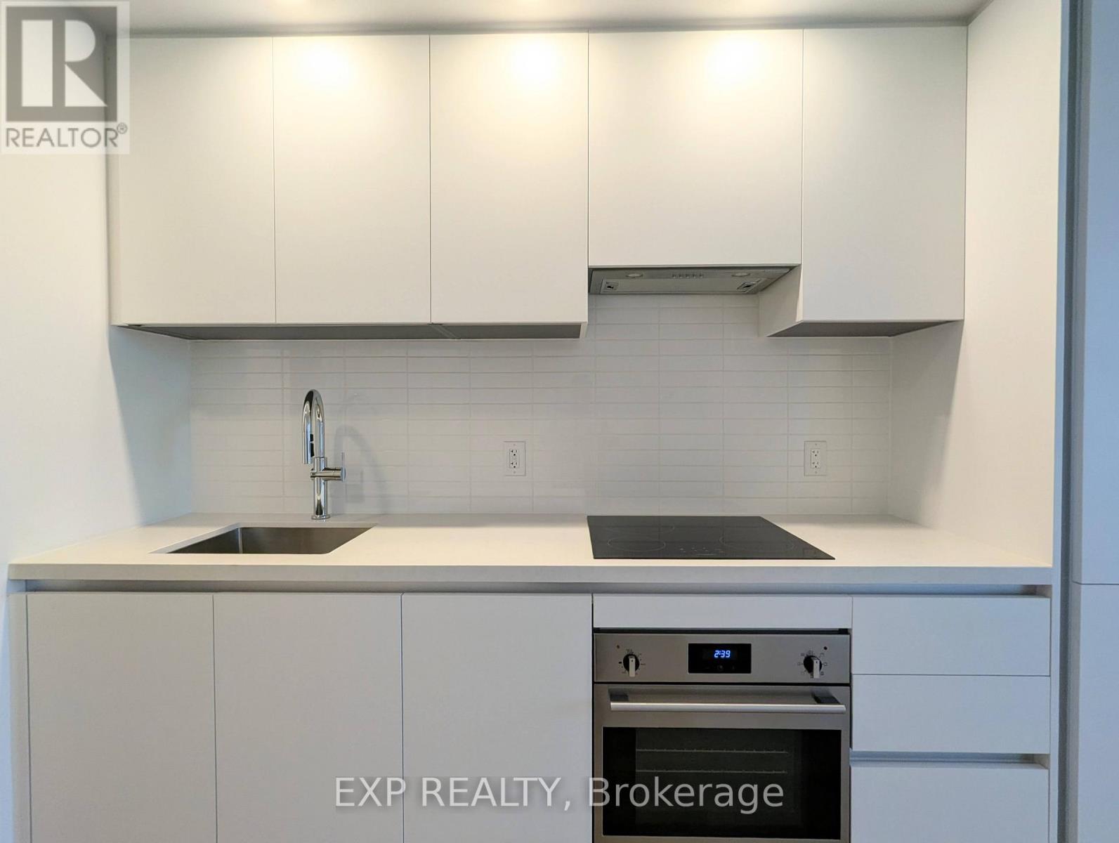 3509 - 4015 The Exchange Street, Mississauga, Ontario  L5B 0N9 - Photo 3 - W12528058