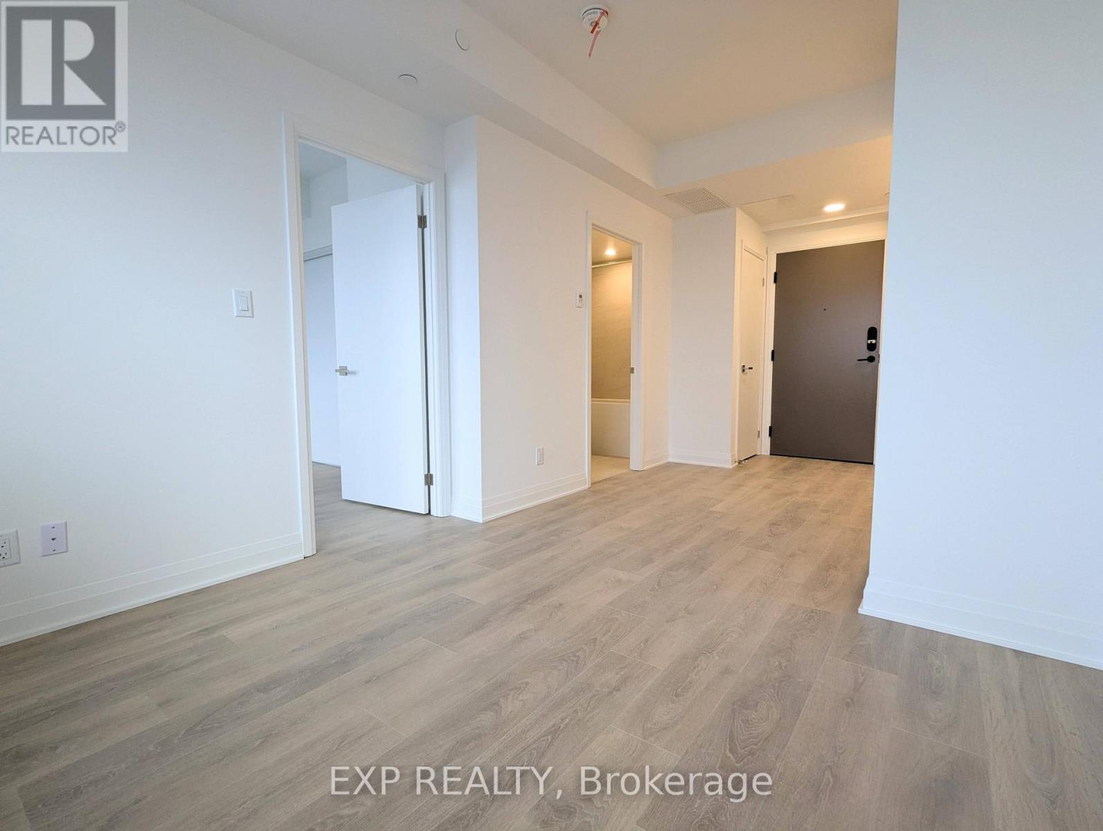3509 - 4015 The Exchange Street, Mississauga, Ontario  L5B 0N9 - Photo 8 - W12528058