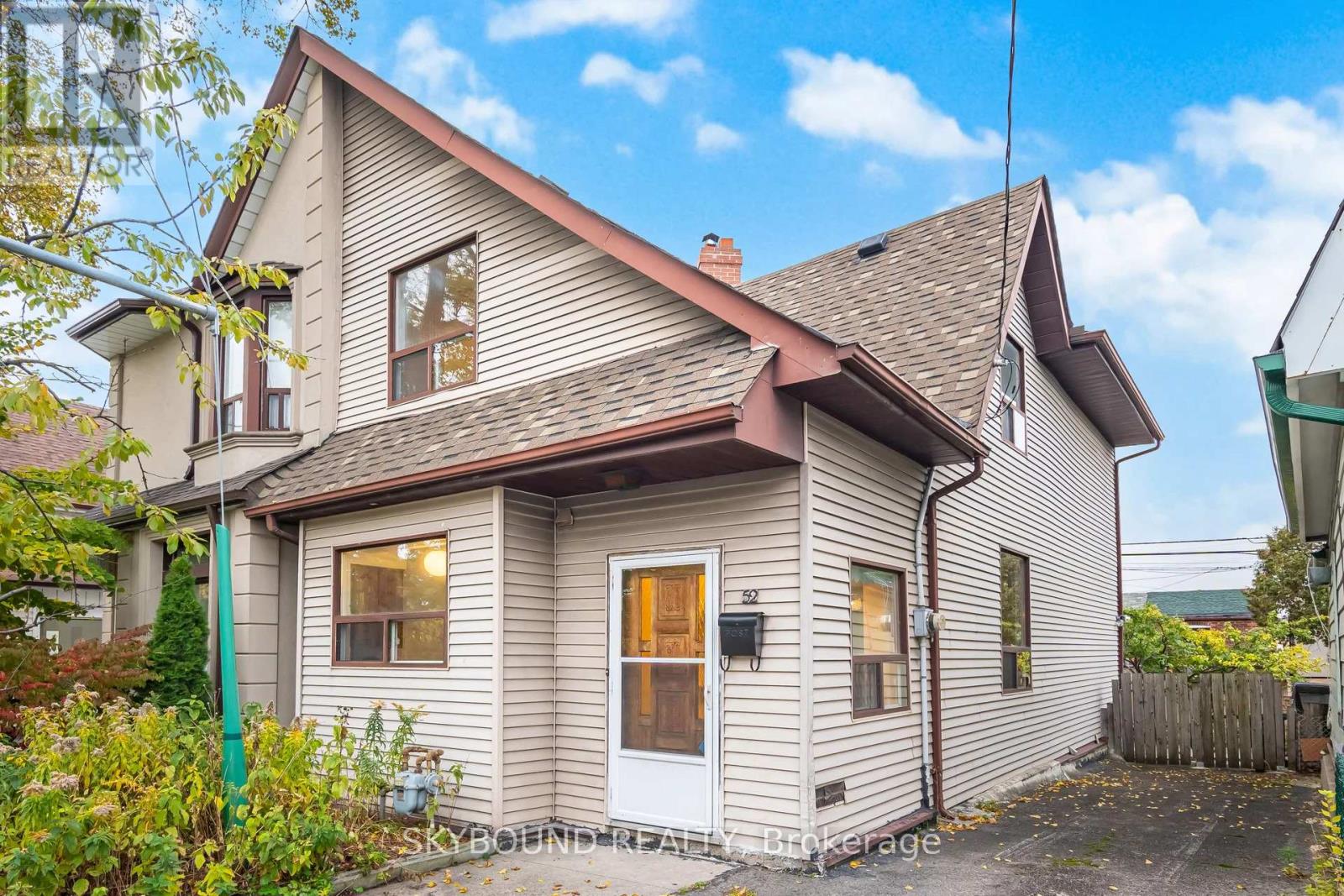 52 FORD STREET, Toronto, Ontario