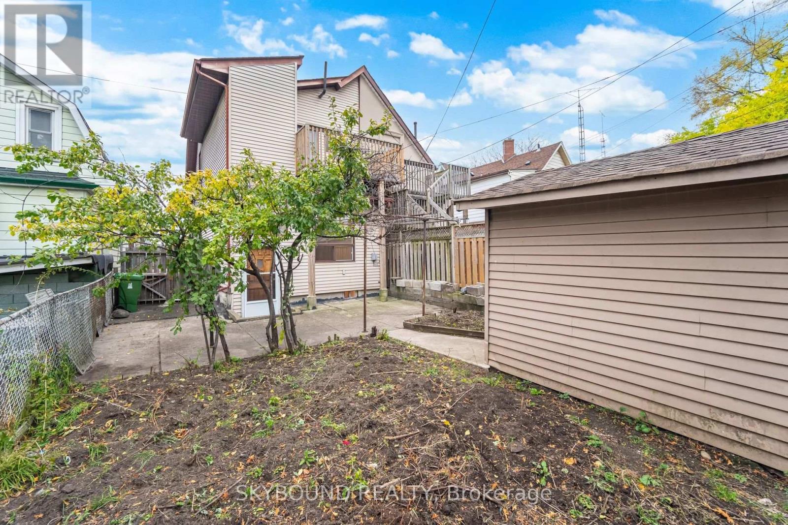 52 Ford Street, Toronto, Ontario  M6N 3A1 - Photo 41 - W12528138