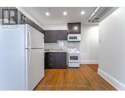 <div class="price">$1,875 Monthly</div> 7 - 1313 King Street W, Toronto<br><div style="margin-bottom:8px;"><small>Superstars Realty Ltd.</small></div><div class='bed_bath'>1 Bath</div>