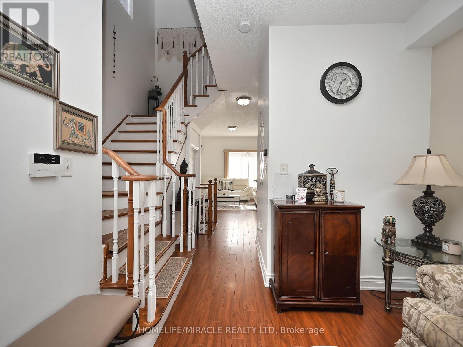 4717 Colombo Crescent, Mississauga, Ontario  L5M 7R3 - Photo 10 - W12528176