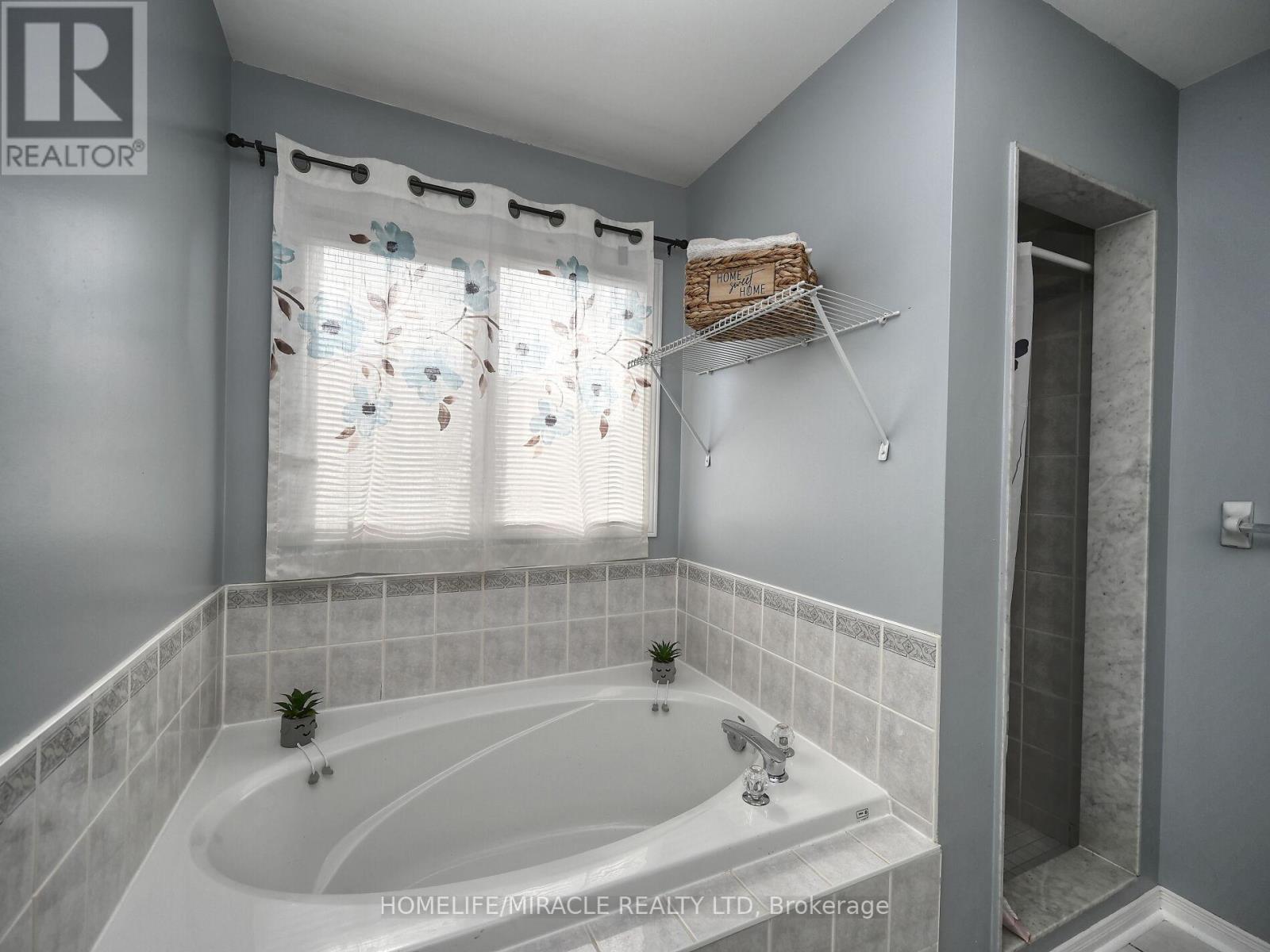 4717 Colombo Crescent, Mississauga, Ontario  L5M 7R3 - Photo 28 - W12528176