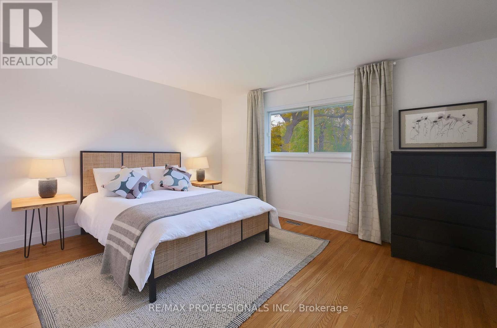 17 Beaver Bend Crescent, Toronto, Ontario  M9B 5P7 - Photo 16 - W12528188