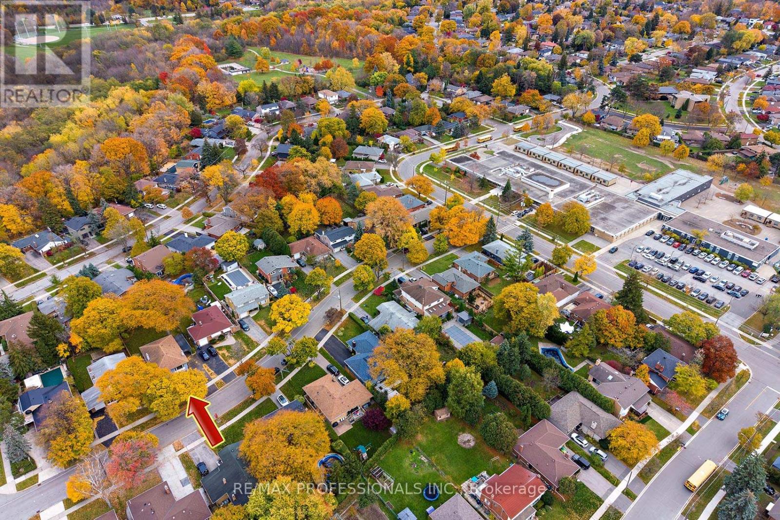 17 Beaver Bend Crescent, Toronto, Ontario  M9B 5P7 - Photo 40 - W12528188