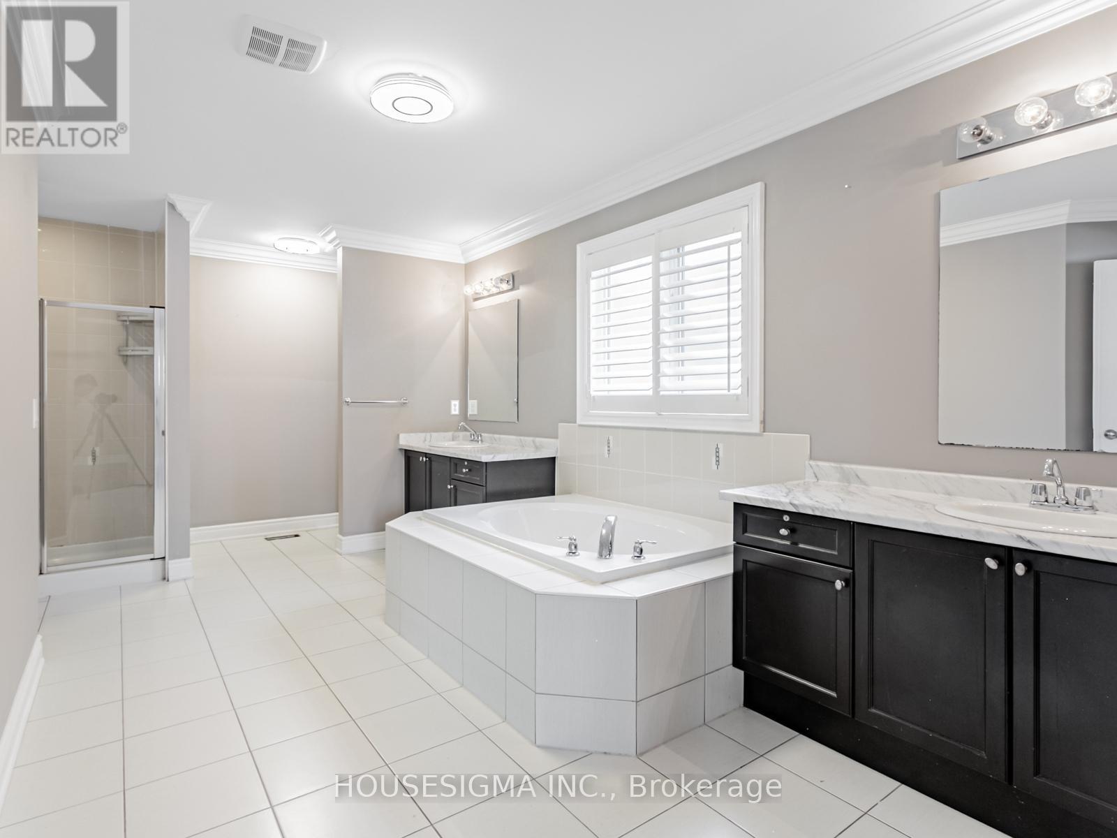 12 Bear Run Road, Brampton, Ontario  L6X 2Y9 - Photo 22 - W12528194