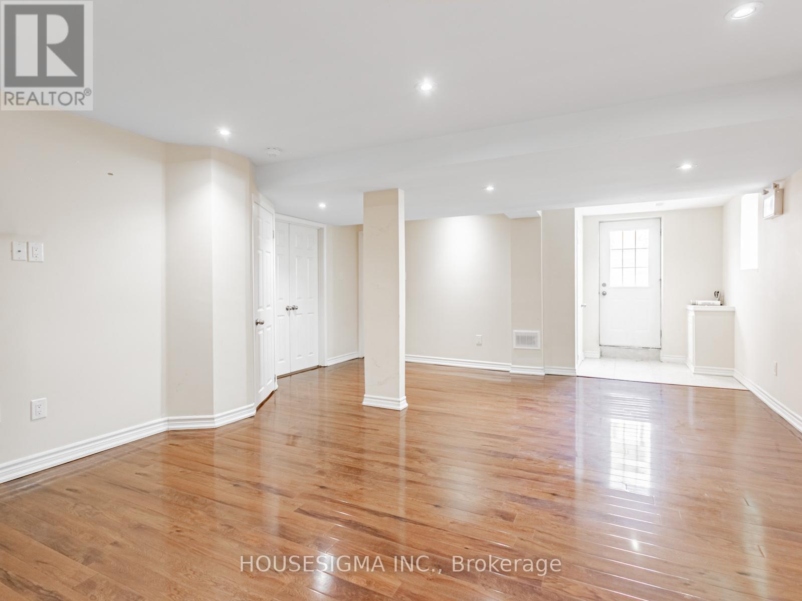 12 Bear Run Road, Brampton, Ontario  L6X 2Y9 - Photo 33 - W12528194