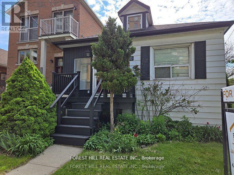 4053 Old Dundas Street, Toronto, Ontario  M6S 2R5 - Photo 3 - W12528208