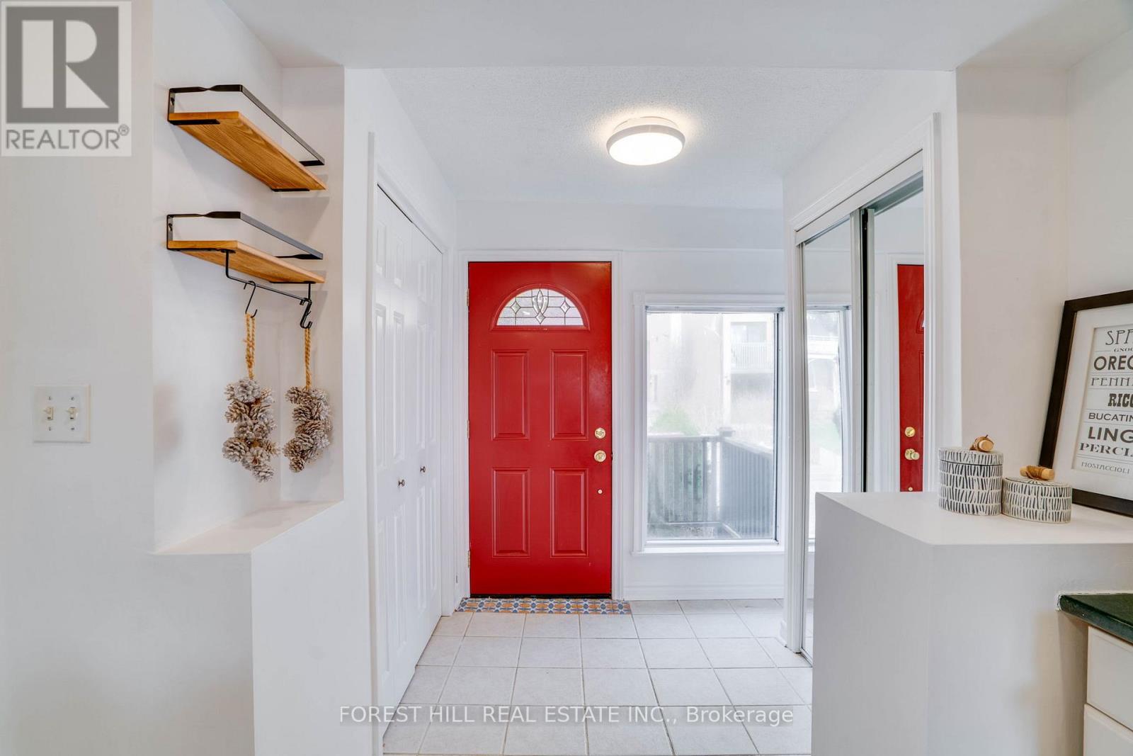 4053 Old Dundas Street, Toronto, Ontario  M6S 2R5 - Photo 4 - W12528208