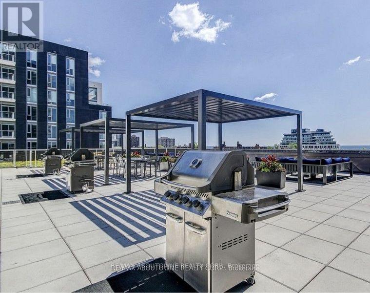 B0714 - 133 Bronte Road, Oakville, Ontario  L6L 3C1 - Photo 19 - W12528238