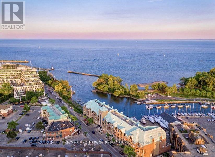 B0714 - 133 Bronte Road, Oakville, Ontario  L6L 3C1 - Photo 23 - W12528238