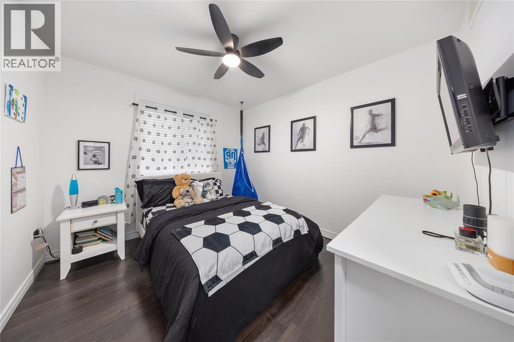 279 Homestretch Drive, St Clair, Ontario N0N 1G0 - Photo 16 - 25028438