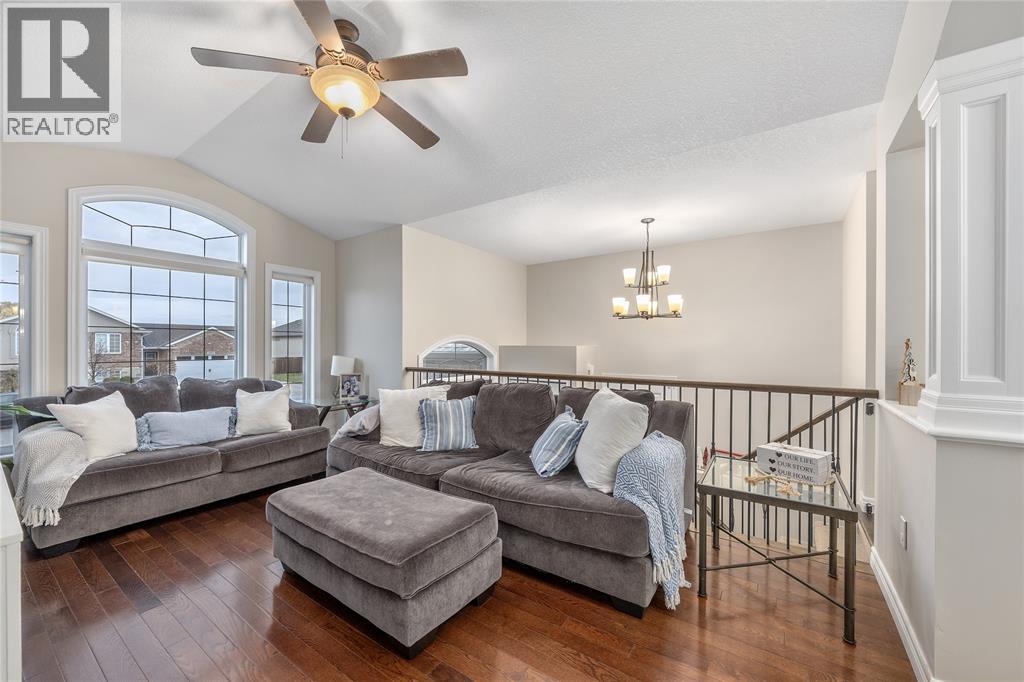 279 Homestretch Drive, St Clair, Ontario N0N 1G0 - Photo 7 - 25028438