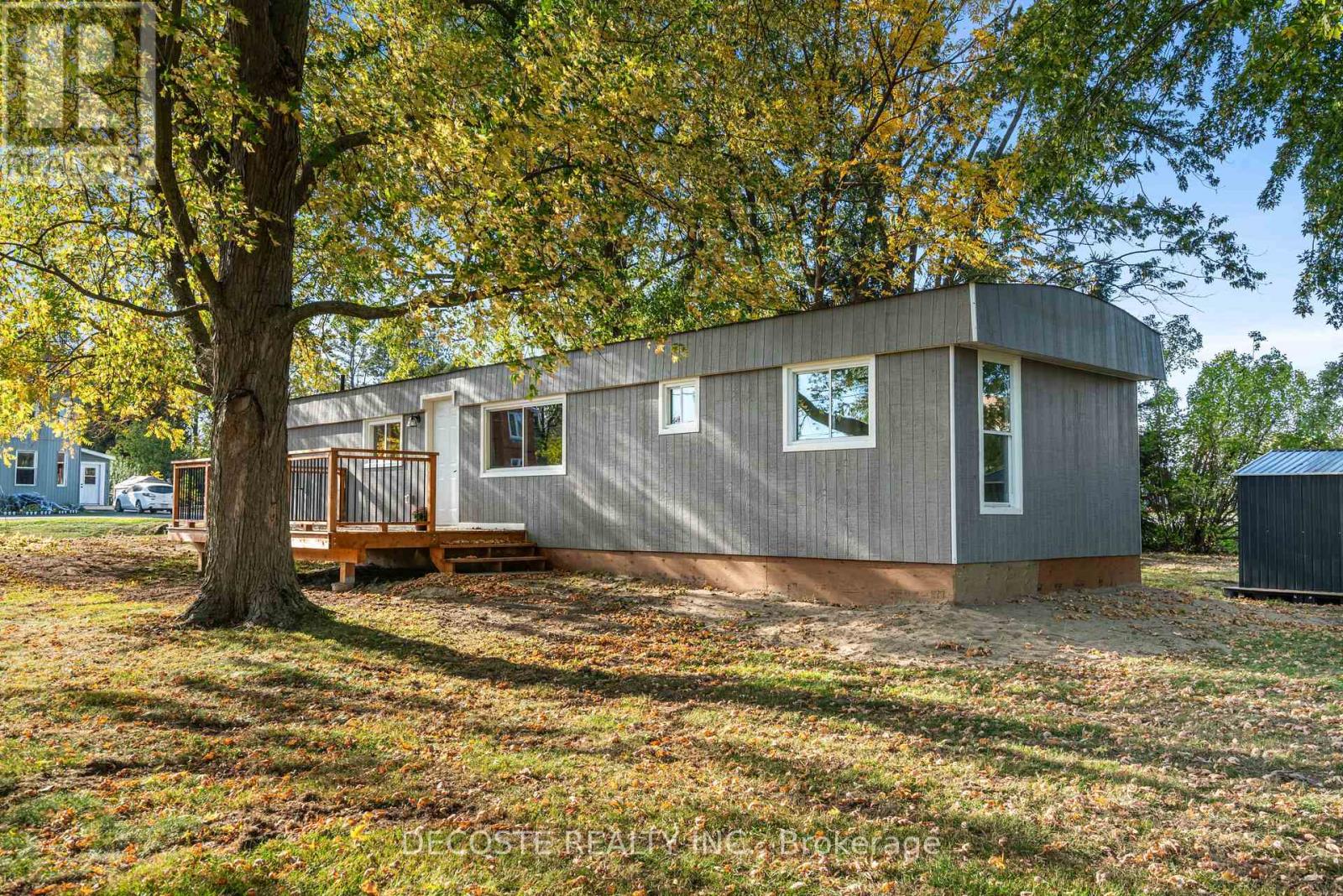 4 Nelson Street, North Stormont, Ontario K0C 1K0 - Photo 23 - X12528312