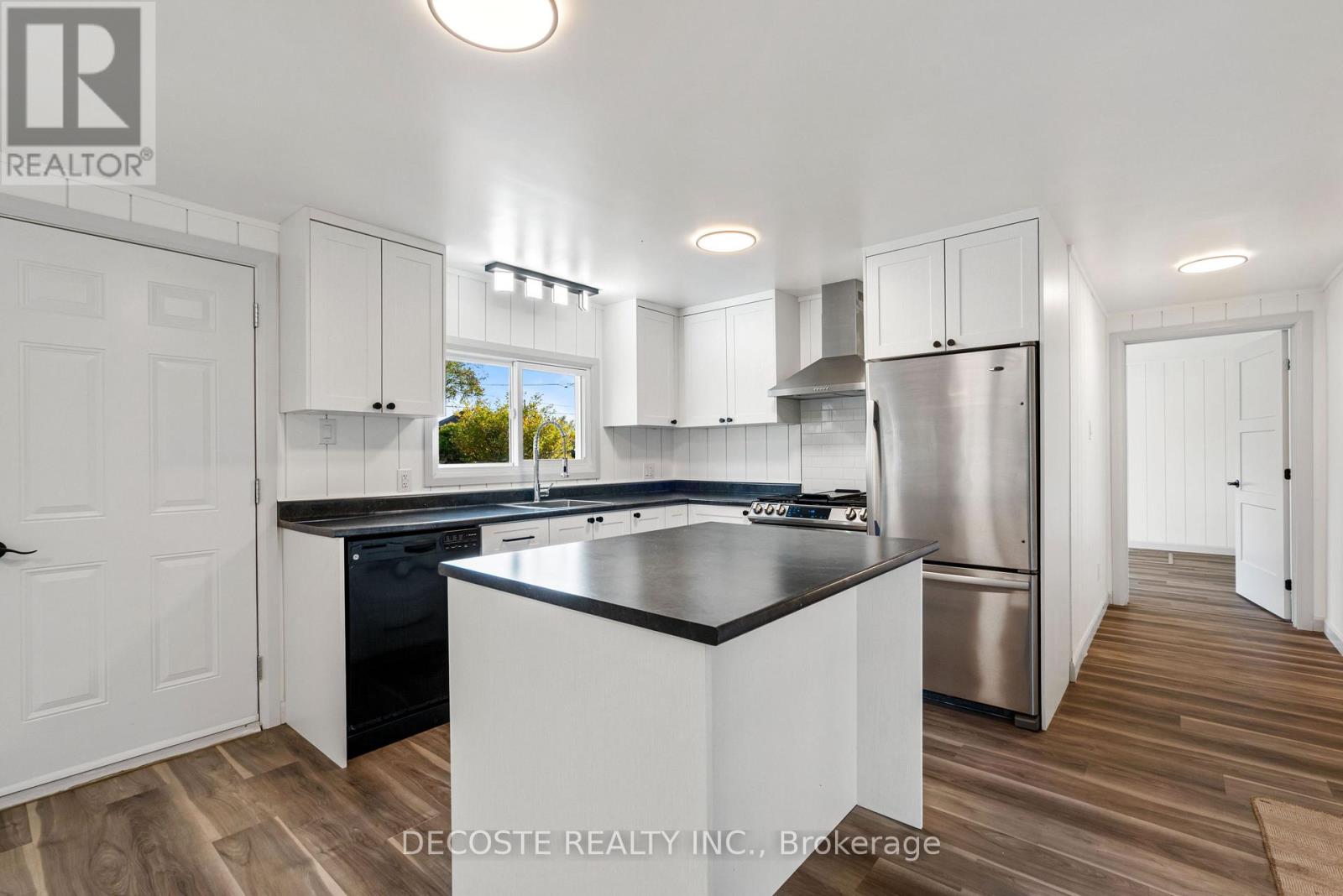 4 Nelson Street, North Stormont, Ontario K0C 1K0 - Photo 4 - X12528312