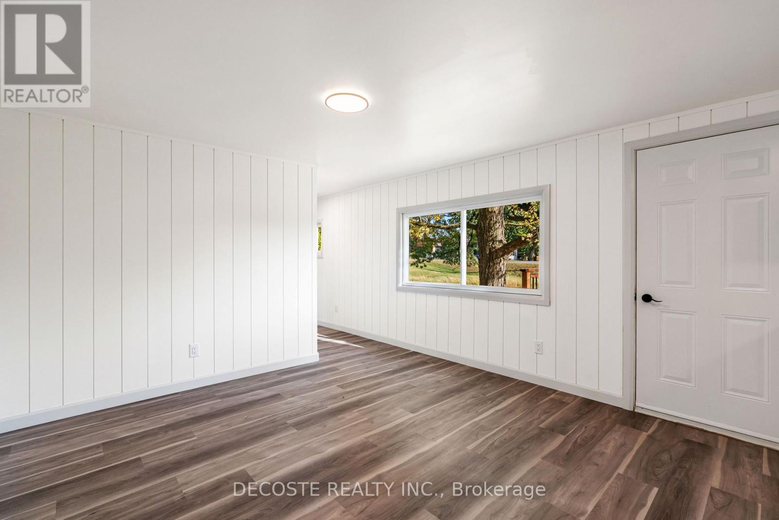 4 Nelson Street, North Stormont, Ontario K0C 1K0 - Photo 7 - X12528312