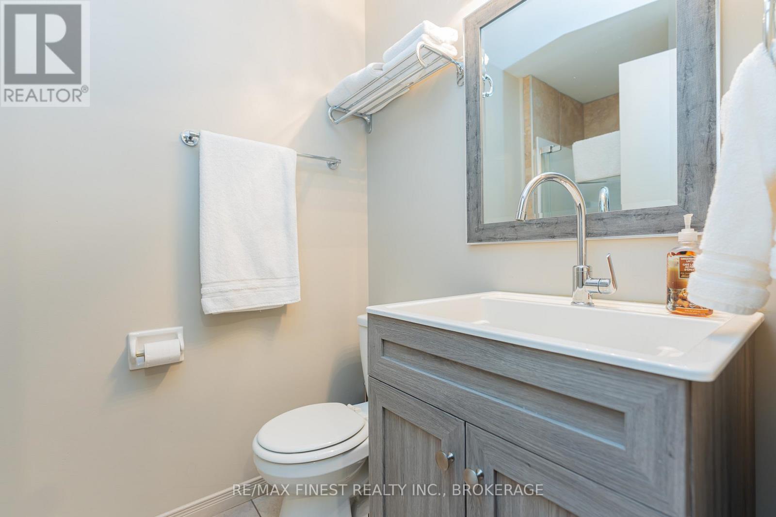 206 - 334 Queen Mary Road, Kingston, Ontario  K7M 7E7 - Photo 13 - X12487752