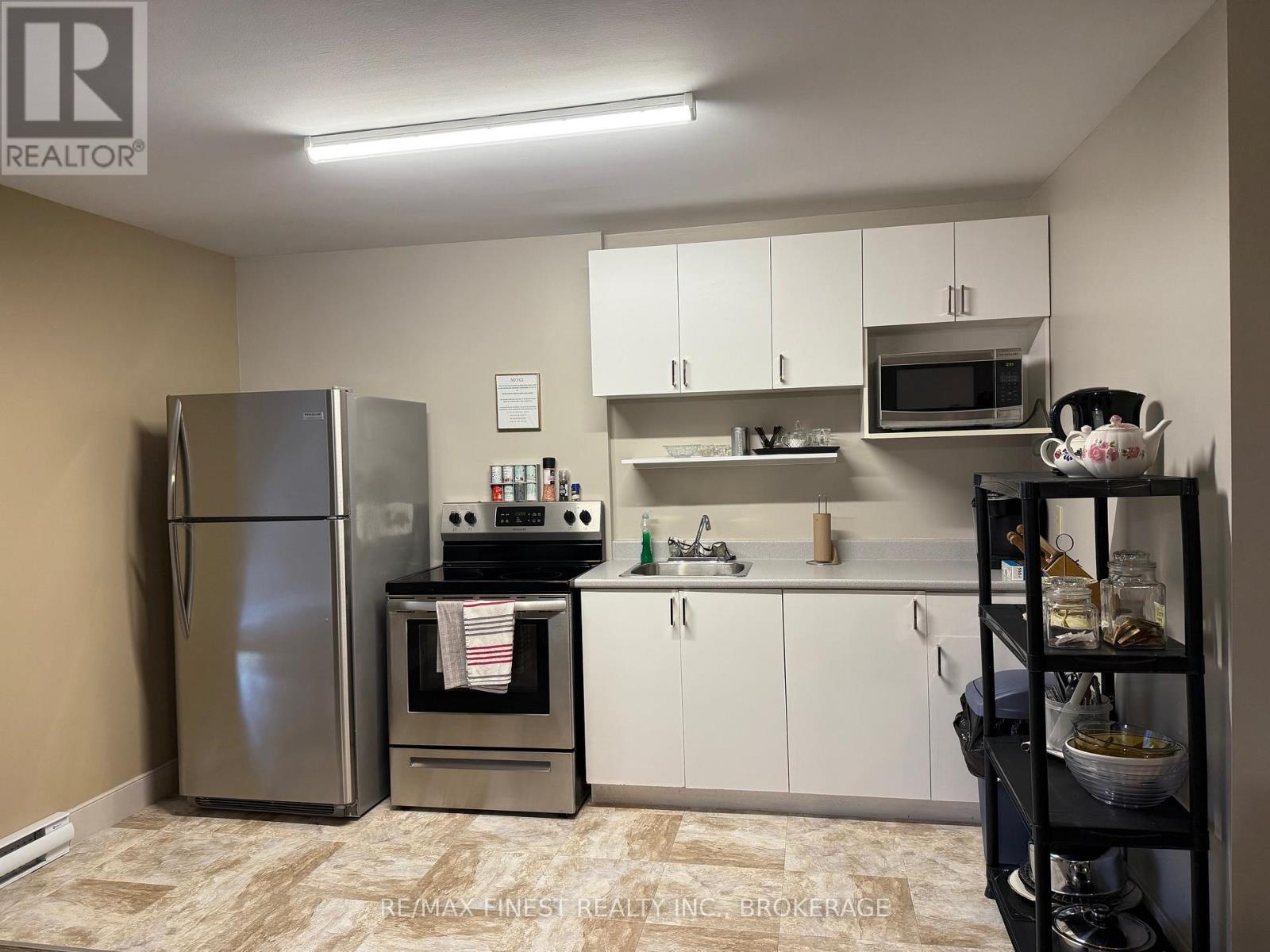 206 - 334 Queen Mary Road, Kingston, Ontario  K7M 7E7 - Photo 10 - X12487752