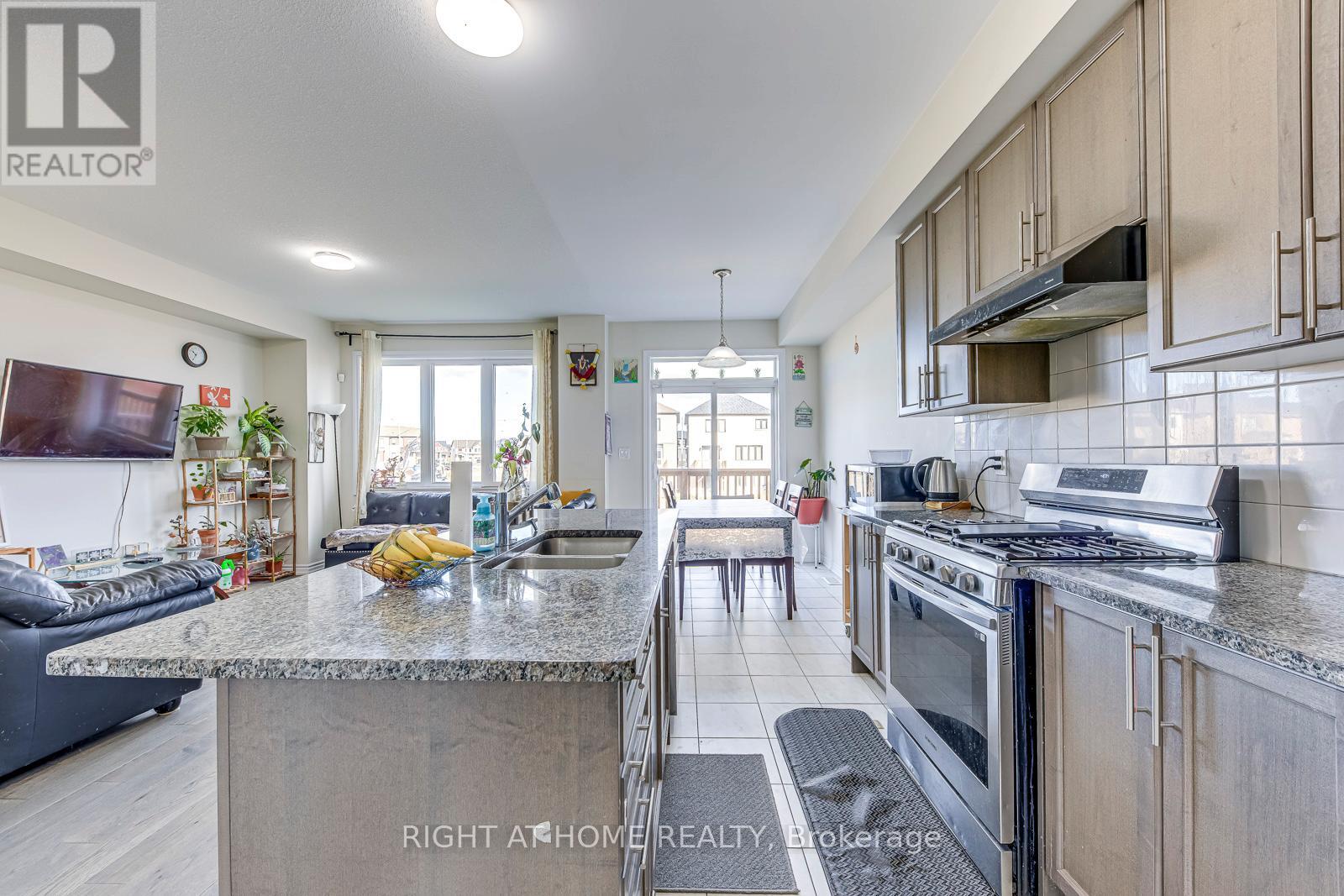 91 Vanilla Trail, Thorold, Ontario  L2V 0L1 - Photo 6 - X12528142