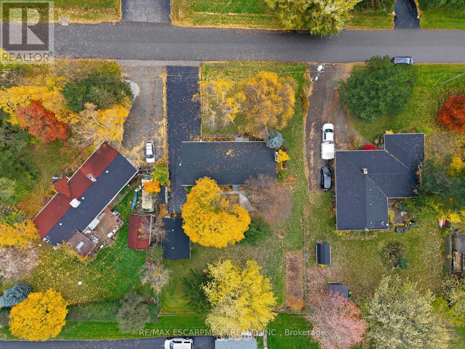 3 Algonquin Avenue, Hamilton, Ontario  L9H 7K9 - Photo 46 - X12528152