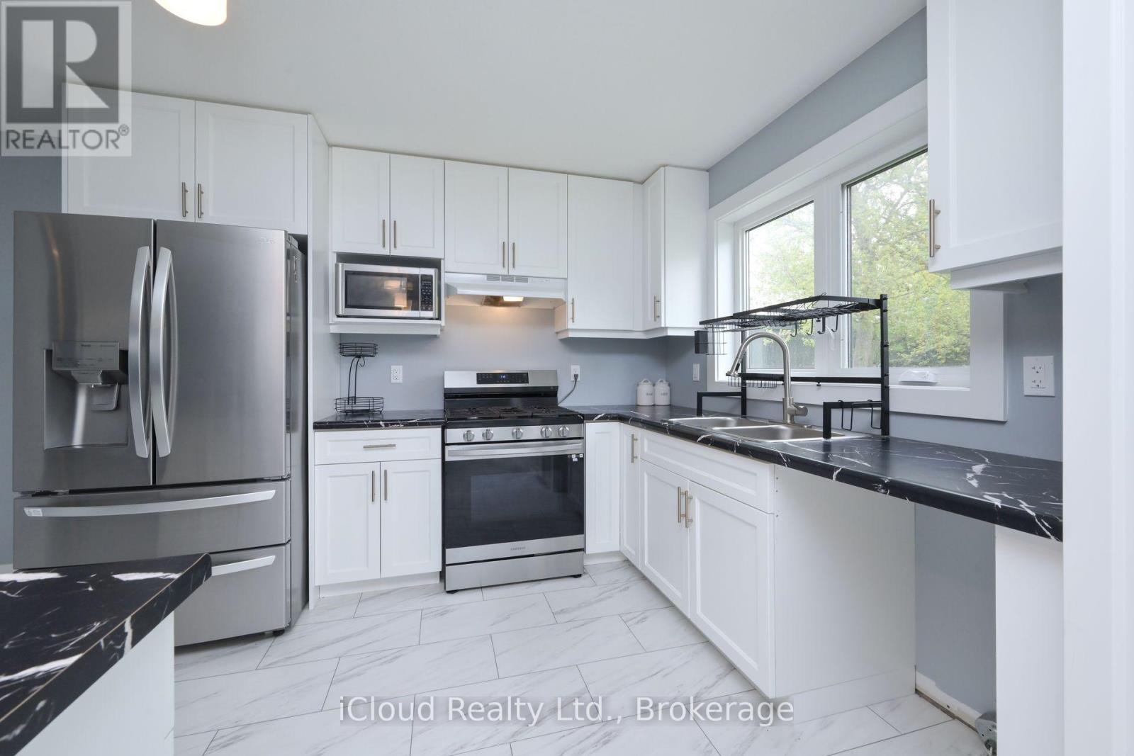 18 Webb Street, East Luther Grand Valley, Ontario  L9W 5Y4 - Photo 9 - X12528234