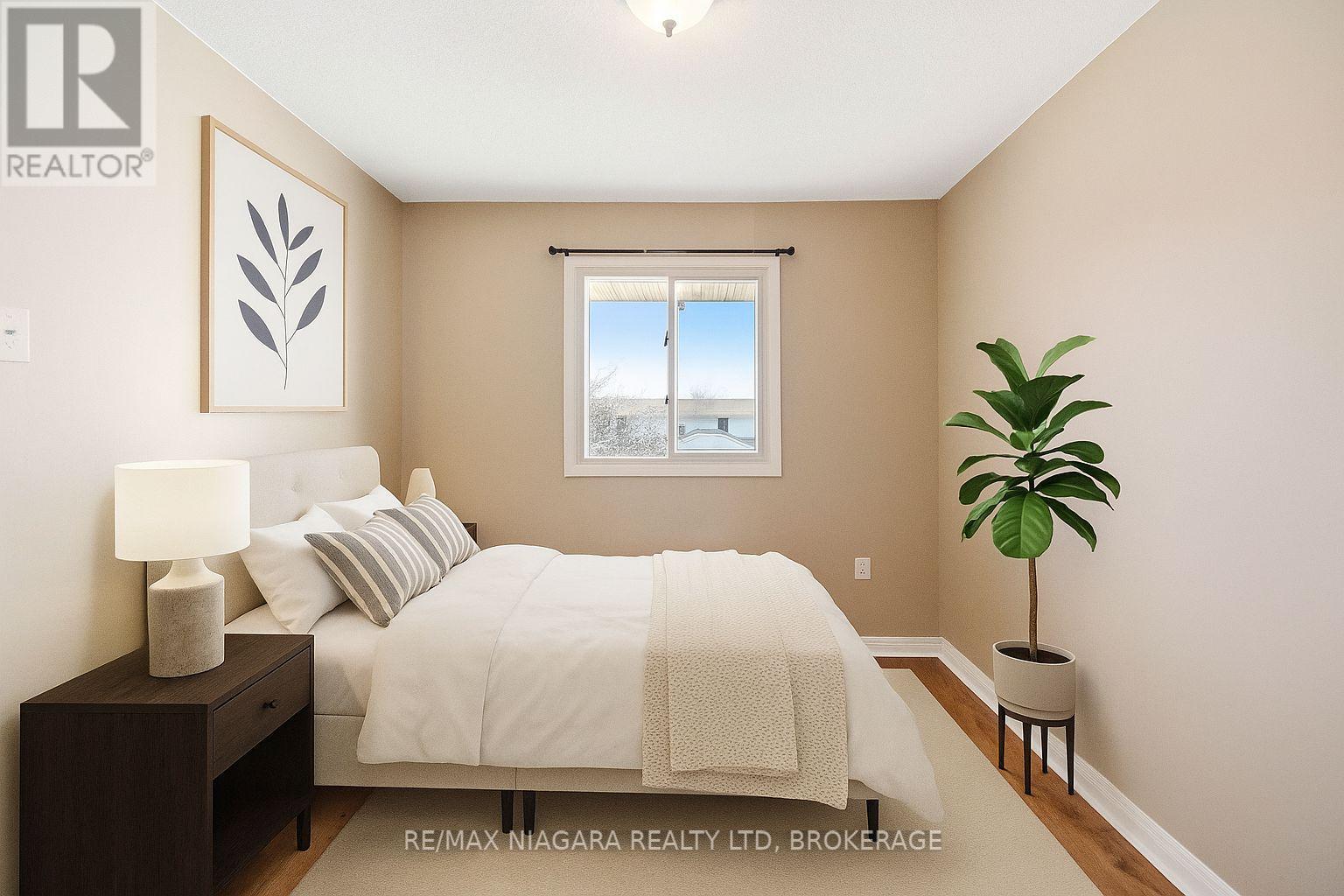 18 Julie Drive, Thorold, Ontario  L2V 4L5 - Photo 15 - X12497136