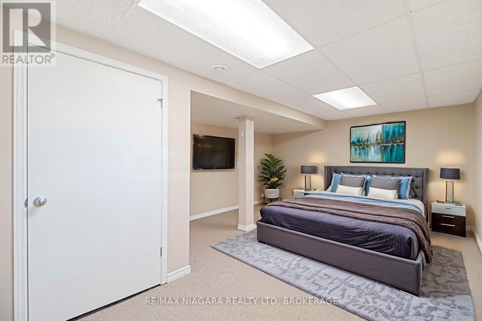 18 Julie Drive, Thorold, Ontario  L2V 4L5 - Photo 29 - X12497136