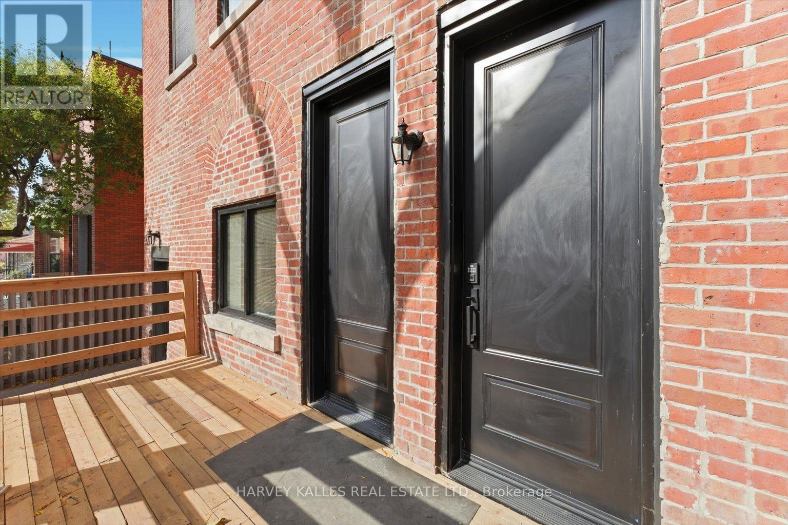 2 - 692 Richmond Street W, Toronto, Ontario  M6J 1C5 - Photo 3 - C12528260