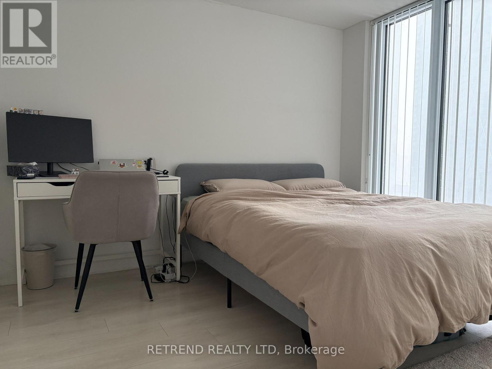 2305 - 100 Harbour Street, Toronto, Ontario  M5J 0B5 - Photo 10 - C12528270