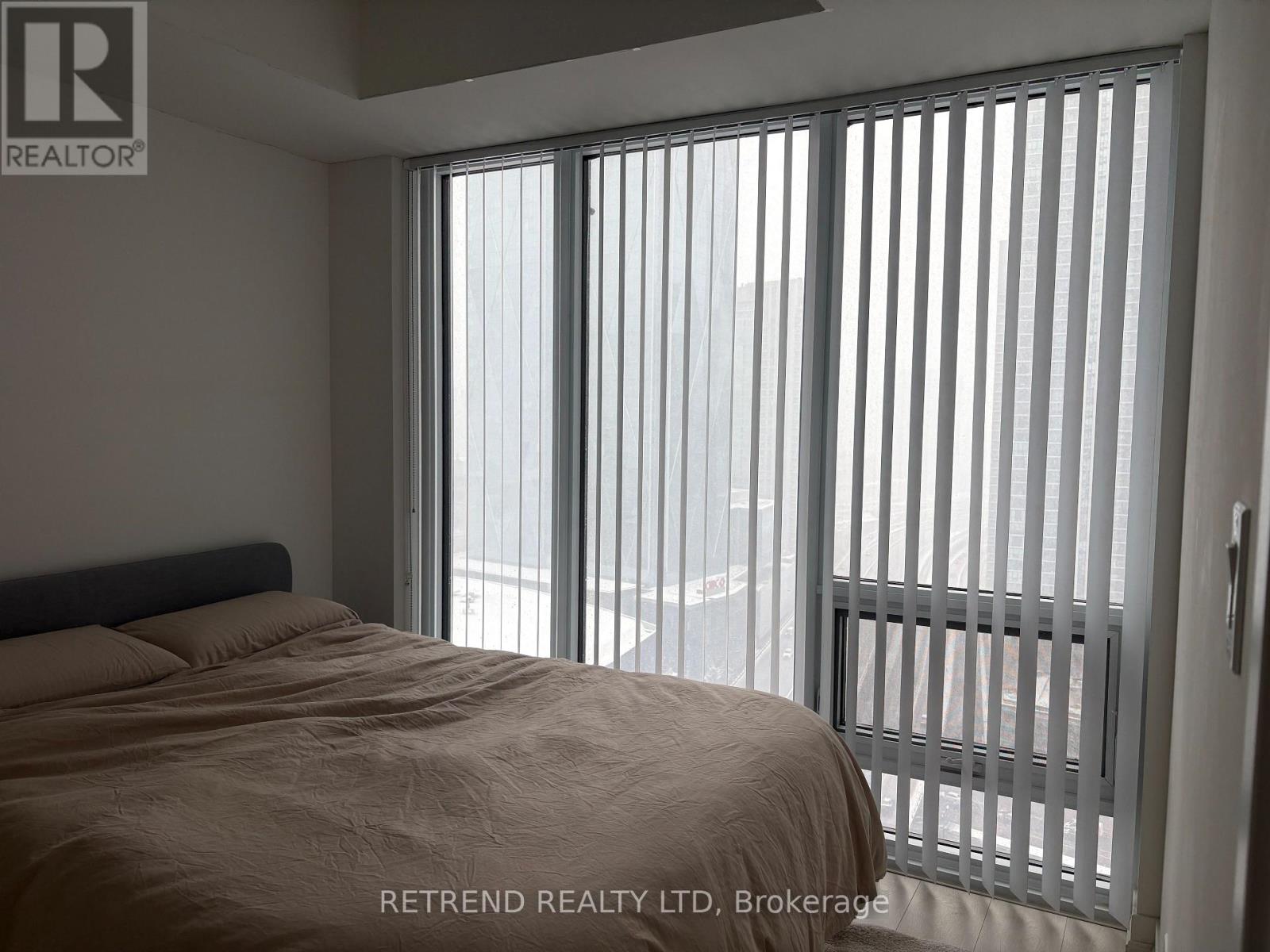 2305 - 100 Harbour Street, Toronto, Ontario  M5J 0B5 - Photo 11 - C12528270