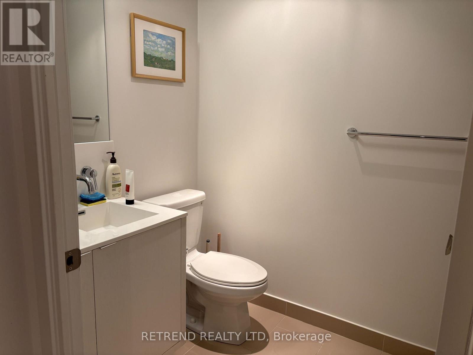 2305 - 100 Harbour Street, Toronto, Ontario  M5J 0B5 - Photo 14 - C12528270