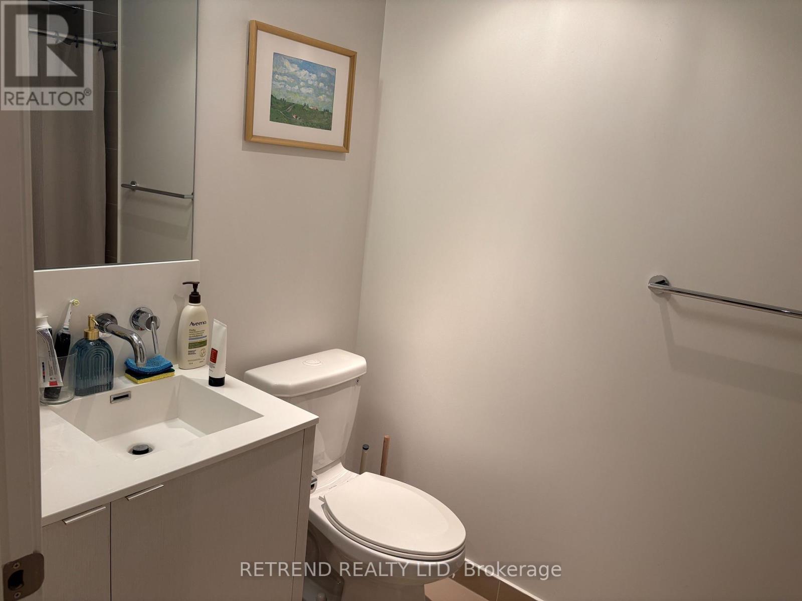 2305 - 100 Harbour Street, Toronto, Ontario  M5J 0B5 - Photo 15 - C12528270