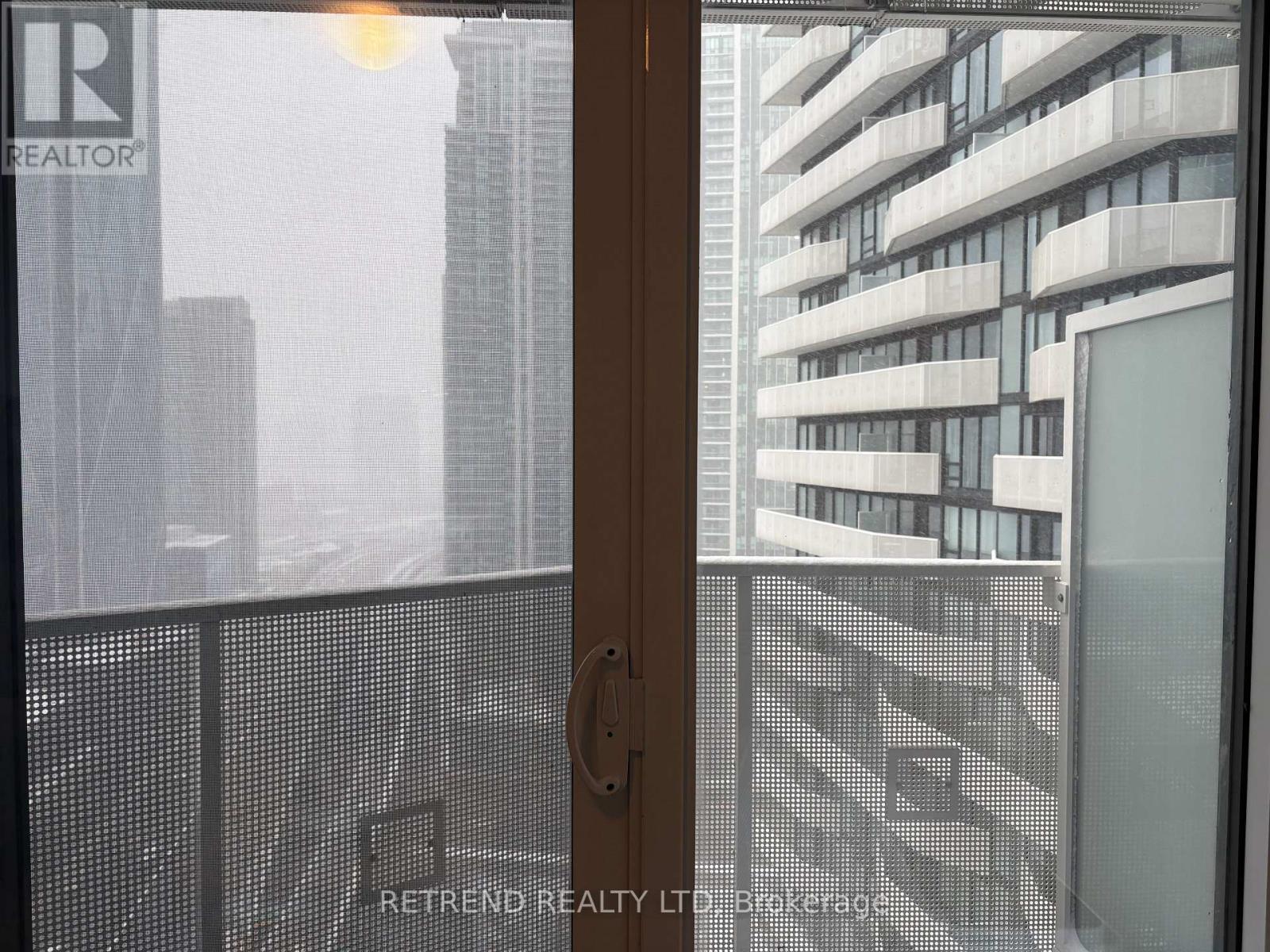 2305 - 100 Harbour Street, Toronto, Ontario  M5J 0B5 - Photo 19 - C12528270