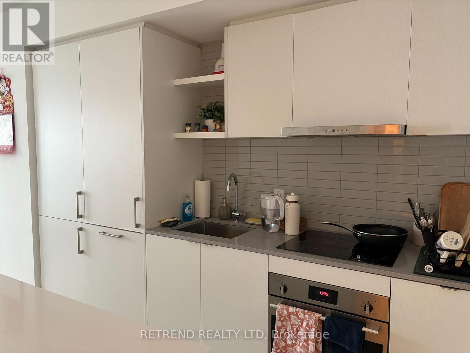 2305 - 100 Harbour Street, Toronto, Ontario  M5J 0B5 - Photo 5 - C12528270