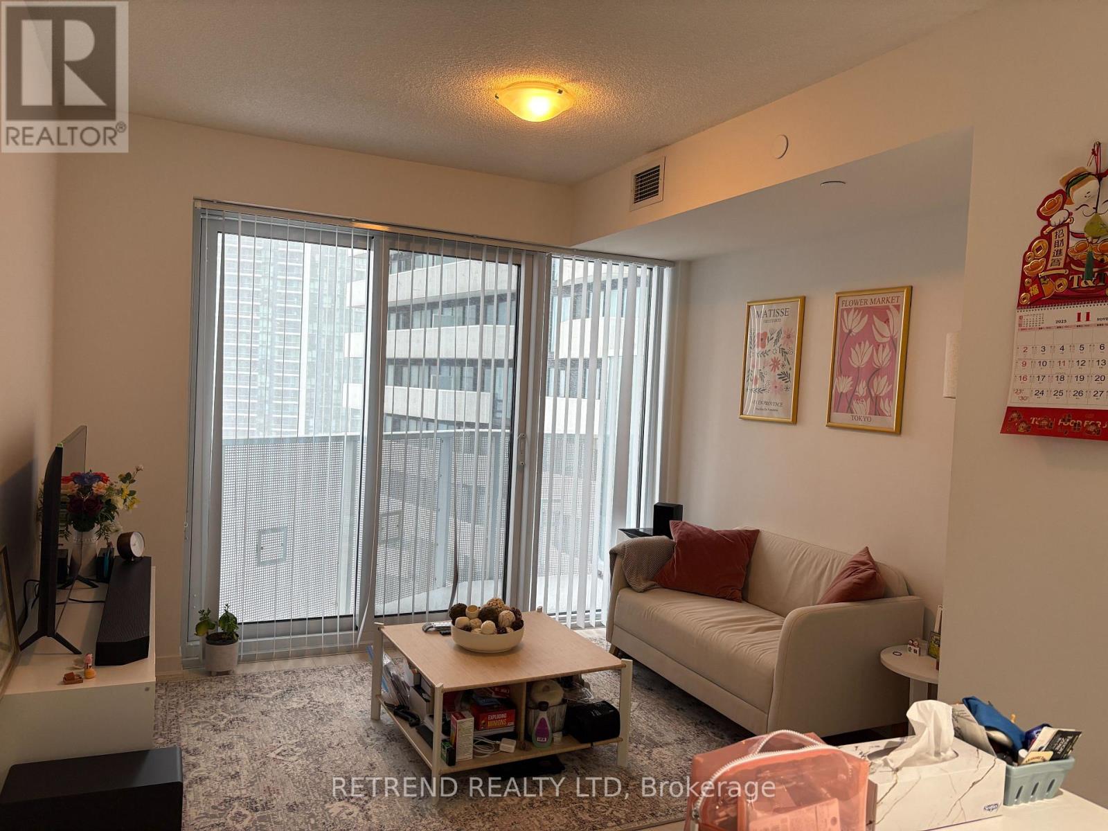 2305 - 100 Harbour Street, Toronto, Ontario  M5J 0B5 - Photo 8 - C12528270