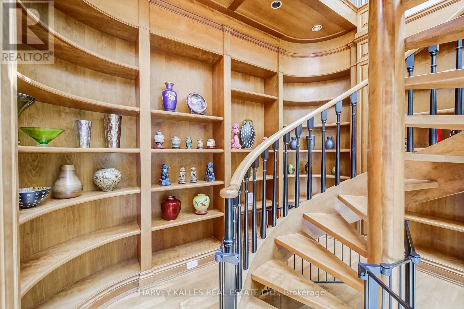 9 Beaumont Road, Toronto, Ontario  M4W 1V4 - Photo 28 - C12528300